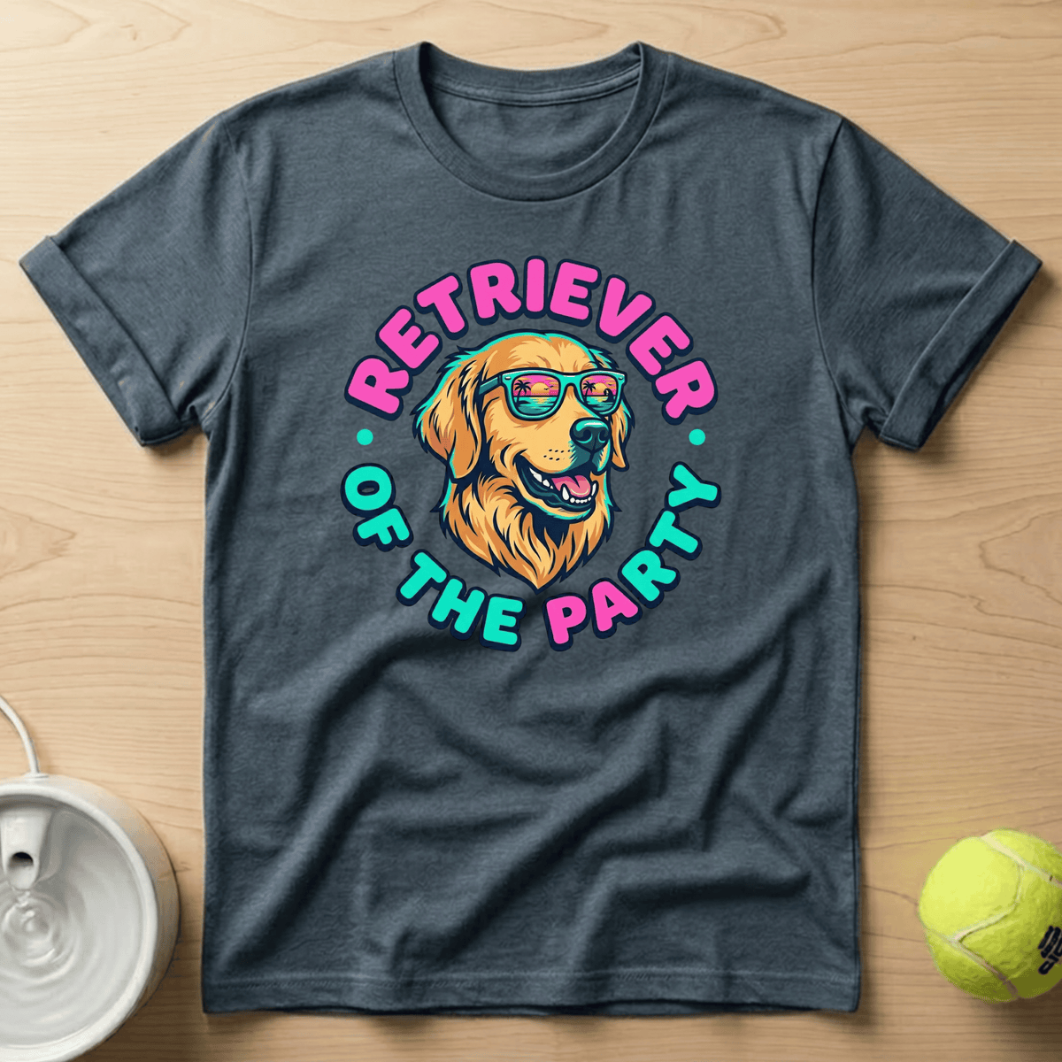 Golden Retriever x Retriever of the Party - T-Shirt